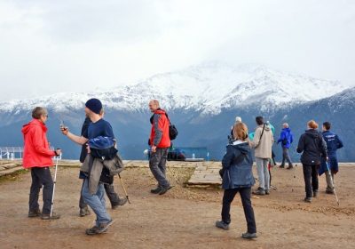 poon-hill-foreign-tourist